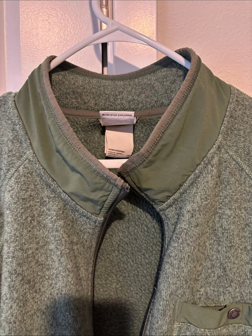 The North Face Men’s Olive Green Full-Zip Fleece Jacket